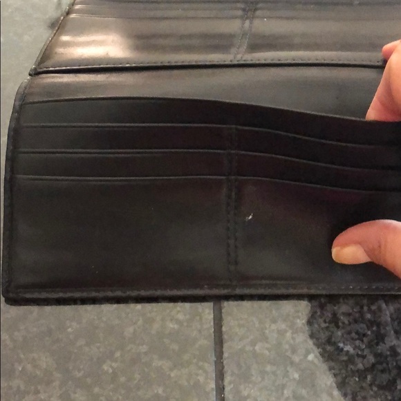 Coach Signature Big C trifold wallet in navy - Picture 4 of 7